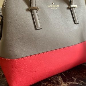Beautiful KATE SPADE handbag
